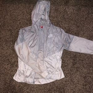 Barely worn Nike Windbreaker